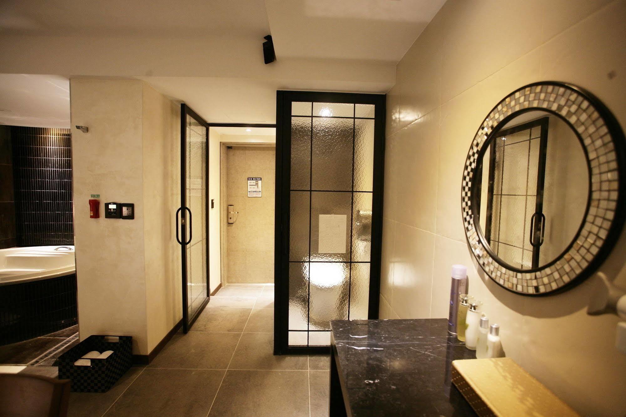 Hotel Voll Seul Zewnętrze zdjęcie