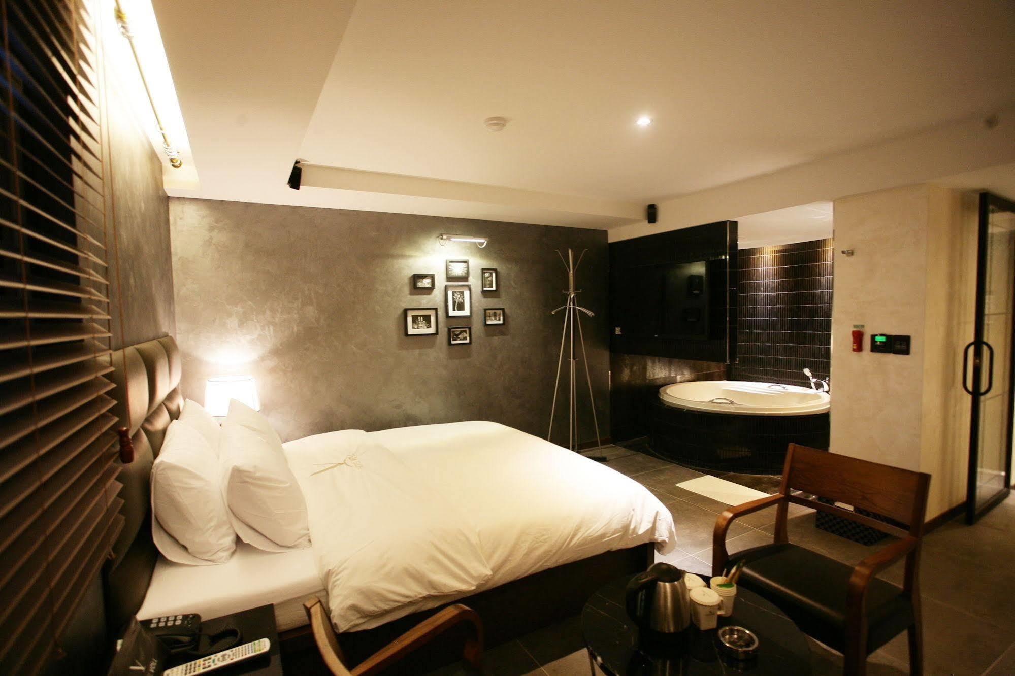 Hotel Voll Seul Zewnętrze zdjęcie