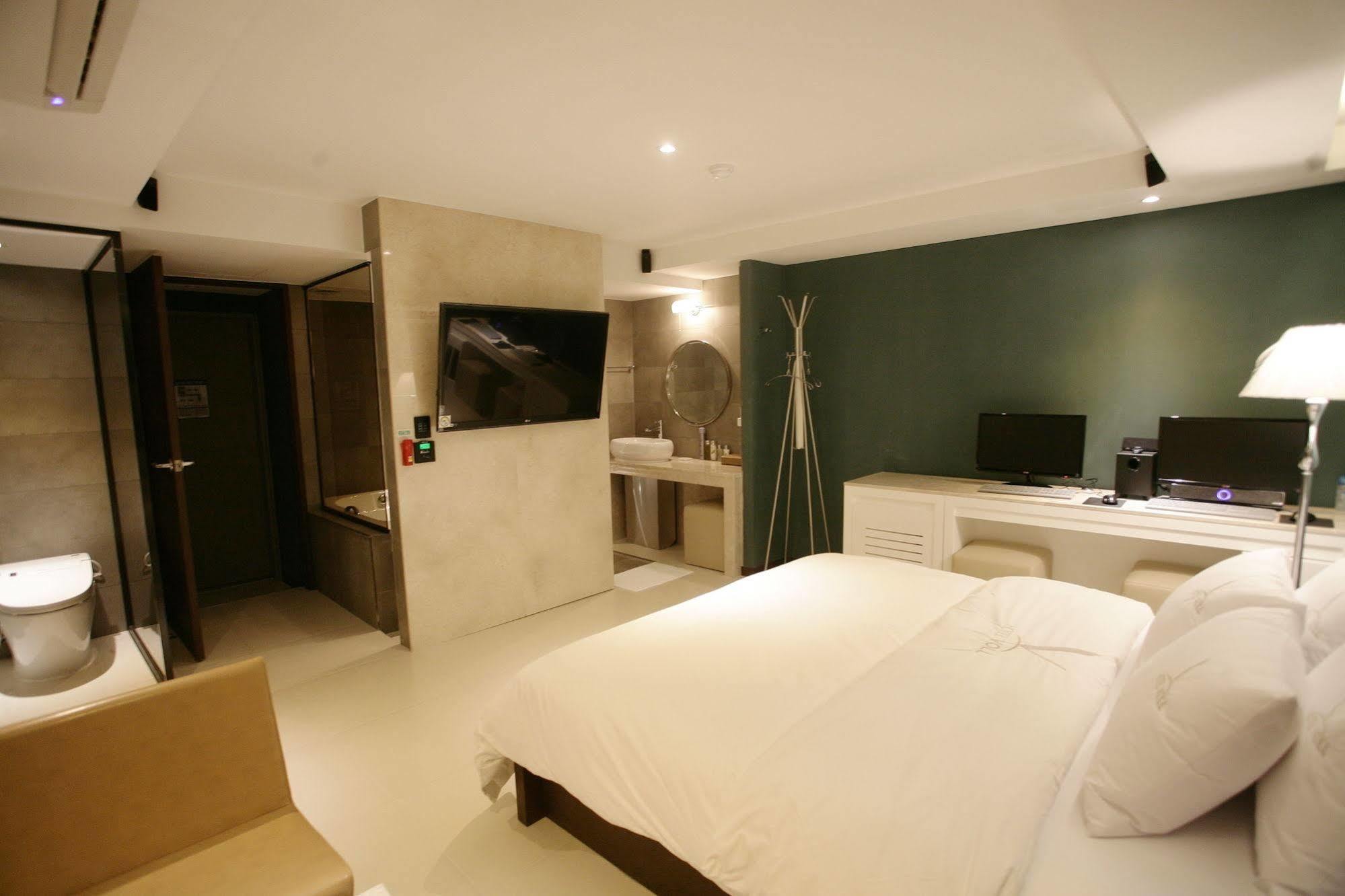 Hotel Voll Seul Zewnętrze zdjęcie